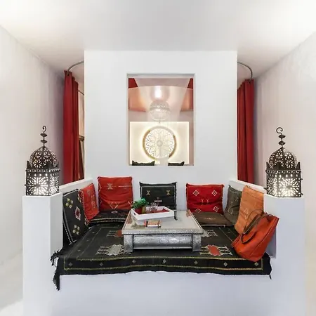 Maria Arabic Chic @ Bica & Bairro Alto